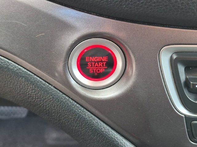 2017 Honda Pilot EX-L - Photo 16