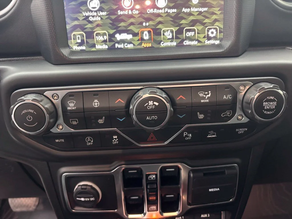 Used 2020 White Jeep Rubicon image 5