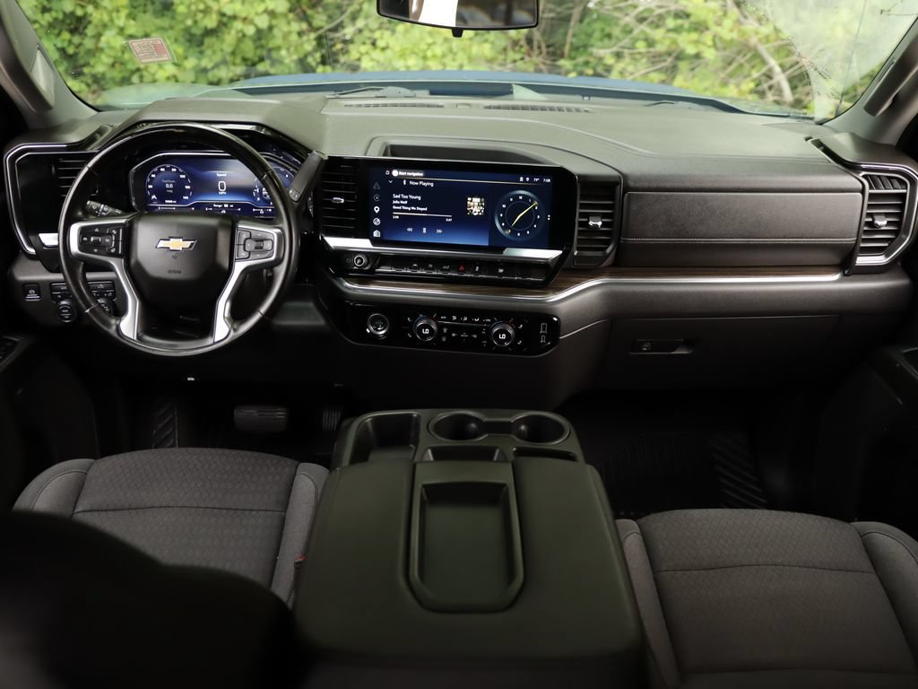 Used 2024 Lakeshore Blue Metallic Chevrolet LT (2FL) image 21