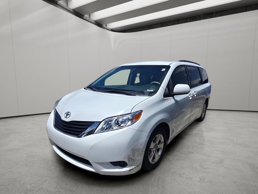 Used 2013 Toyota Sienna LE with VIN 5TDKK3DCXDS370819 for sale in Loveland, CO