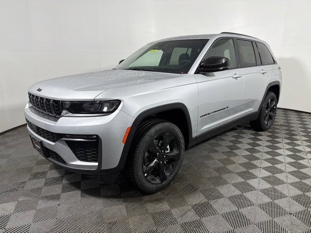 New 2026 Silver Jeep Limited image 5