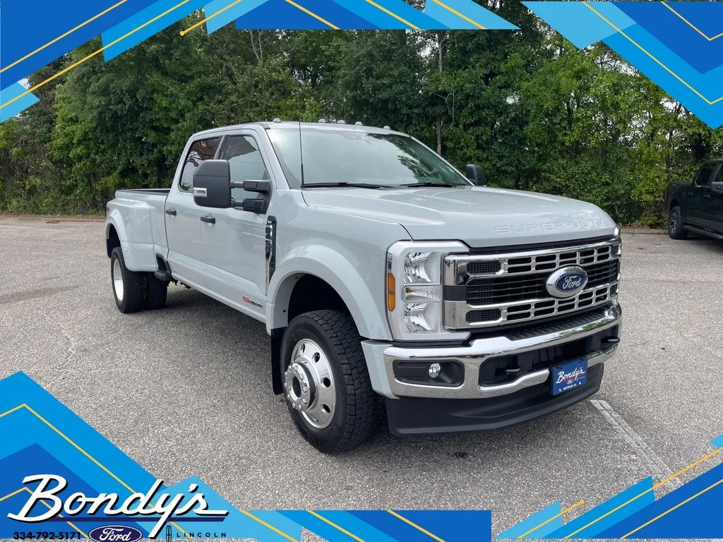 2026 Ford F-450 XLT 4x4 Crew Cab 8' Box DRW's photo