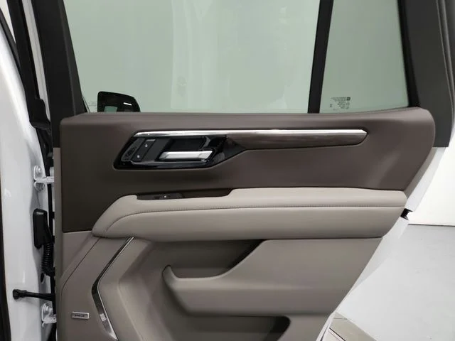New 2026 White Chevrolet LT image 40