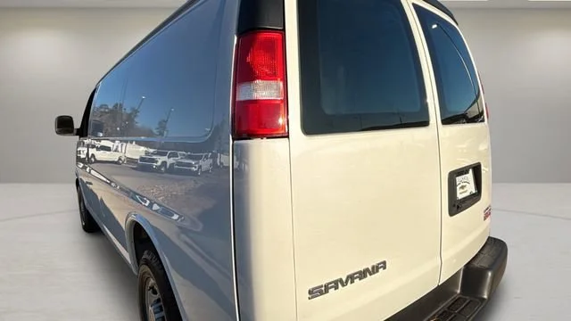 Used 2023 Summit White GMC Work Van image 31