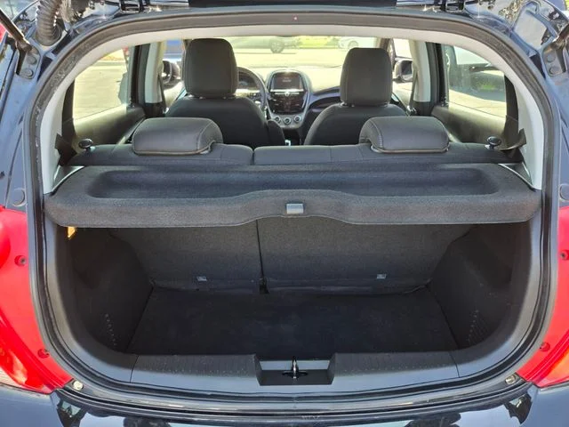 Used 2022 Black Chevrolet 1LT image 15