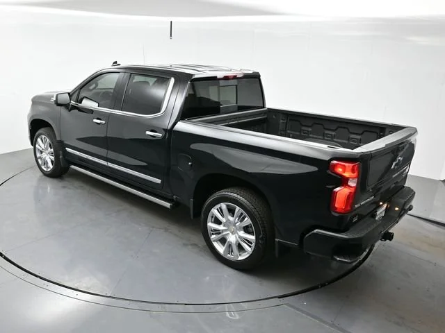 Used 2026 Black Chevrolet High Country image 38