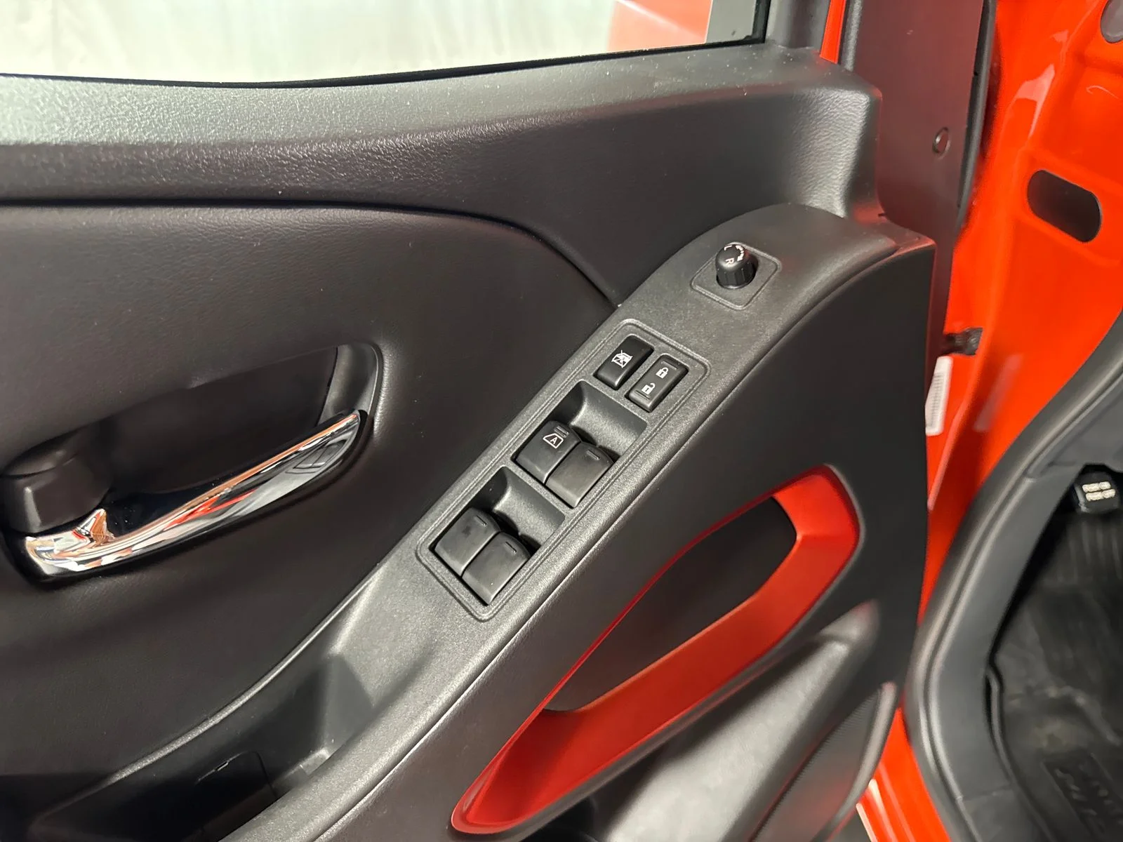 Used 2025 Afterburn Orange Nissan PRO-4X image 16