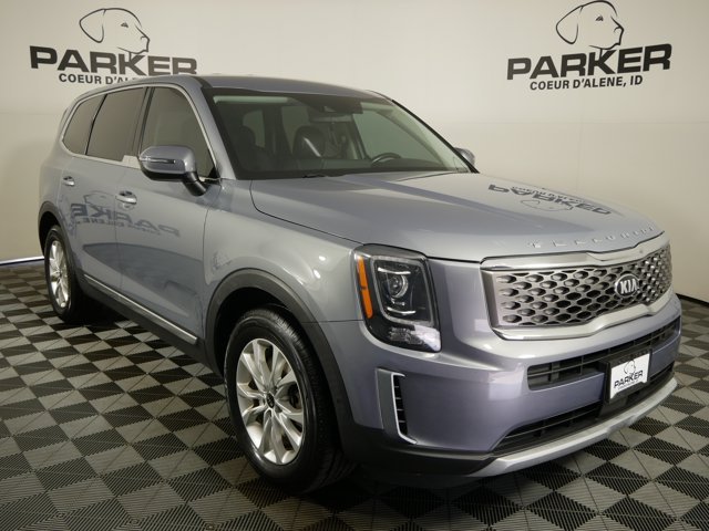Used 2020 Everlasting Silver Kia LX image 4