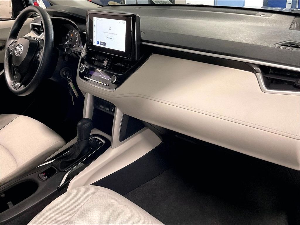 Used 2025 Celestite Toyota L image 14