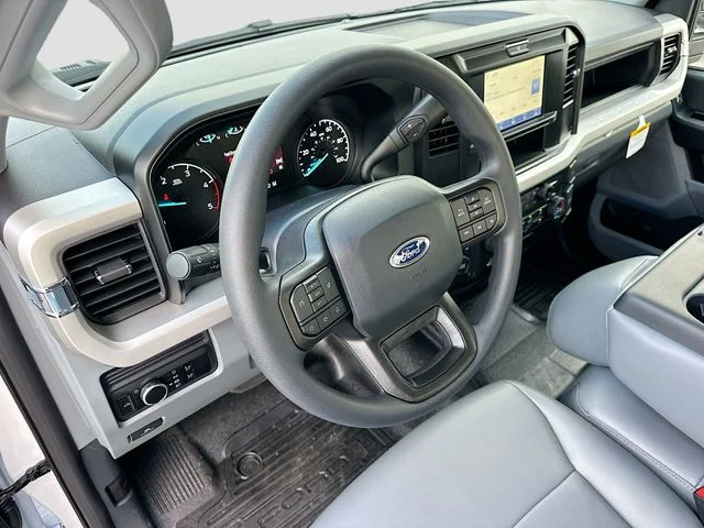 New 2026 Oxford White Ford XL image 6