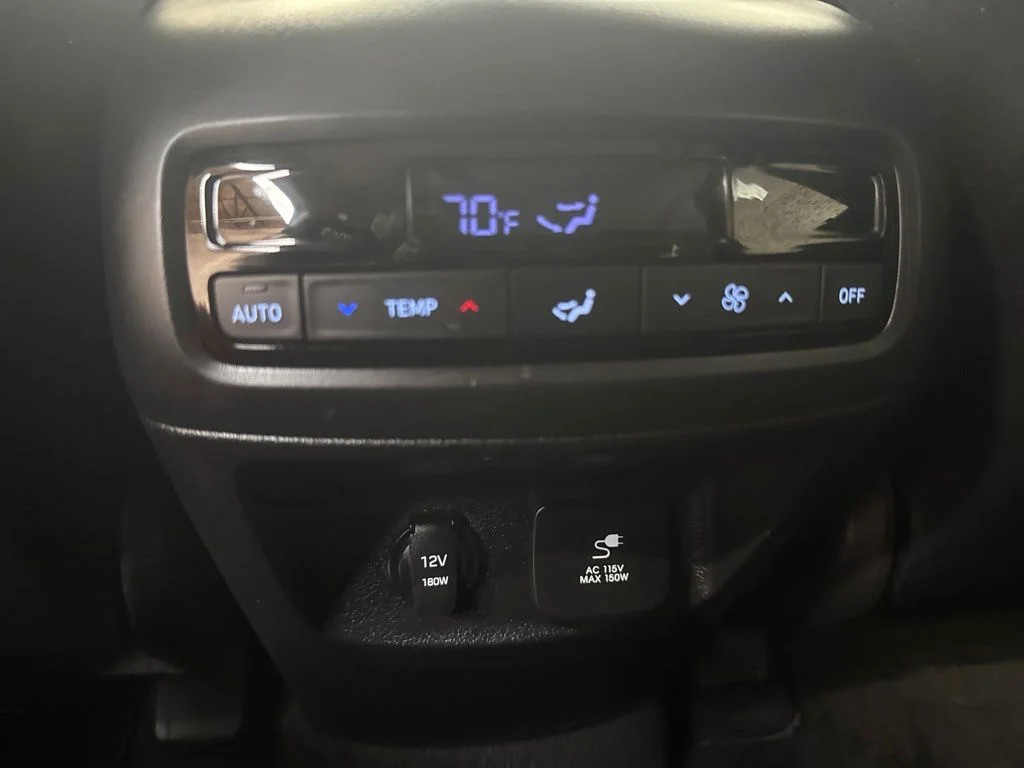 Used 2022 Sierra Burgundy Hyundai SEL image 18