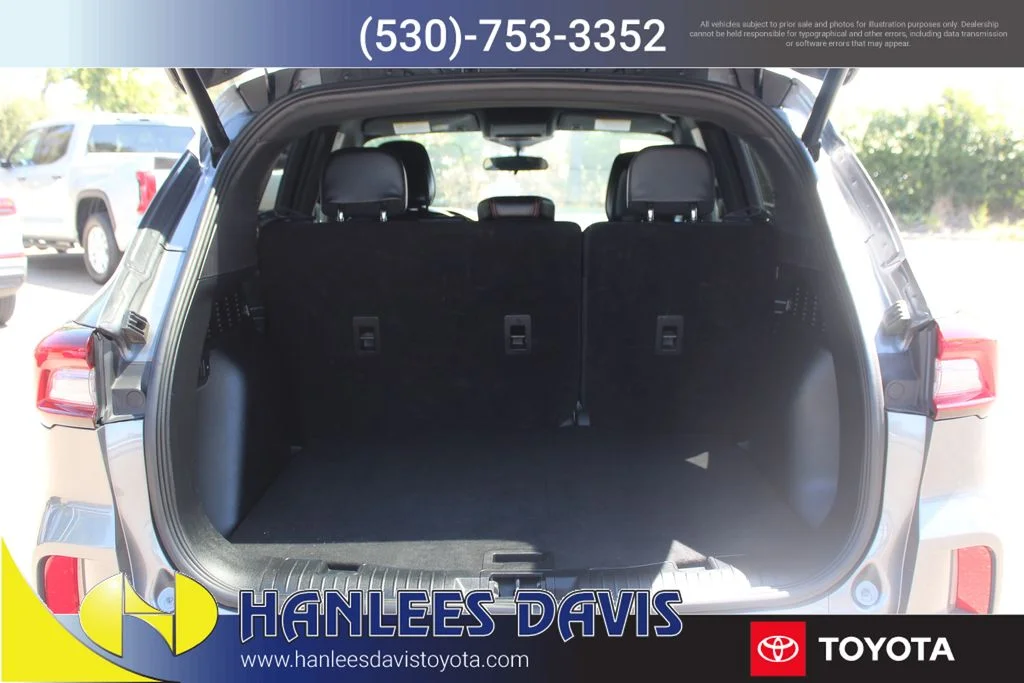 Used 2024 Gray Ford ST-Line image 10