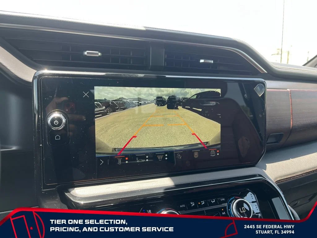 New 2026 Glacier White Tricoat GMC Denali Ultimate image 32