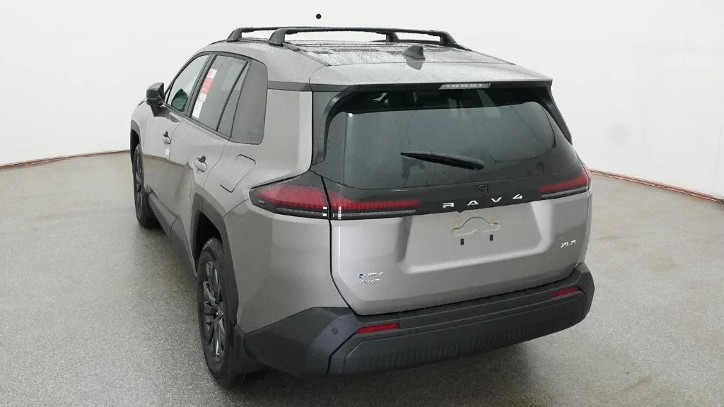 New 2026 Meteor Shower Toyota XLE Premium image 2