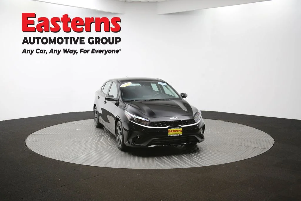 Used 2024 Black Kia LXS image 50