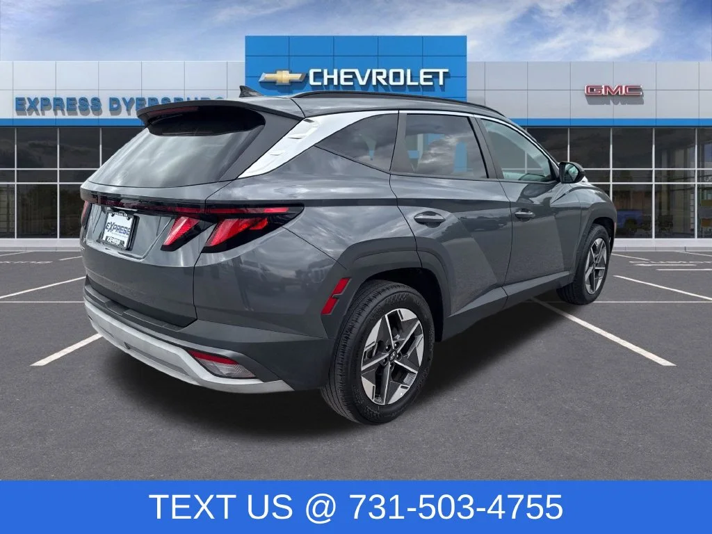 Used 2025 Gray Hyundai SEL image 7