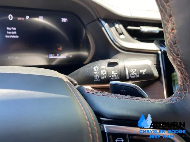 Used 2025 Gray Jeep Summit image 45