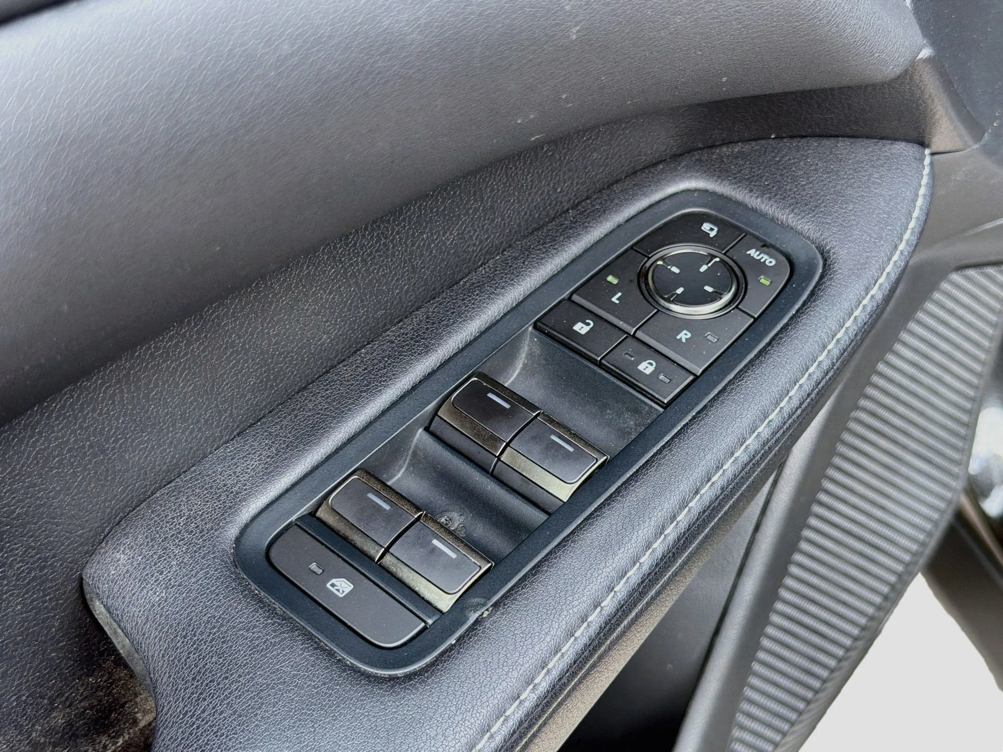 Used 2024 Caviar Lexus RX 350 image 24