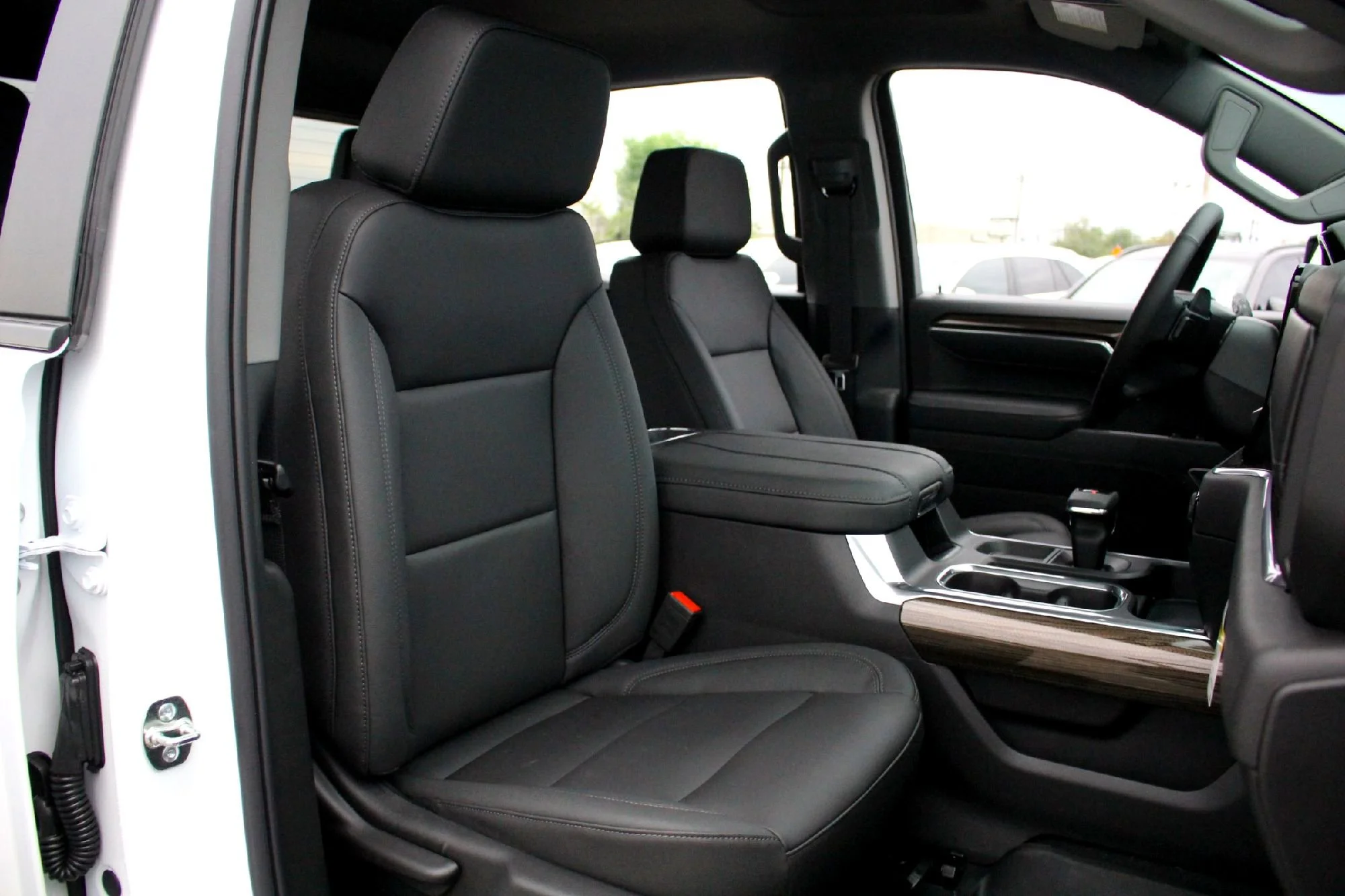 New 2026 White Chevrolet LT Trail Boss image 14