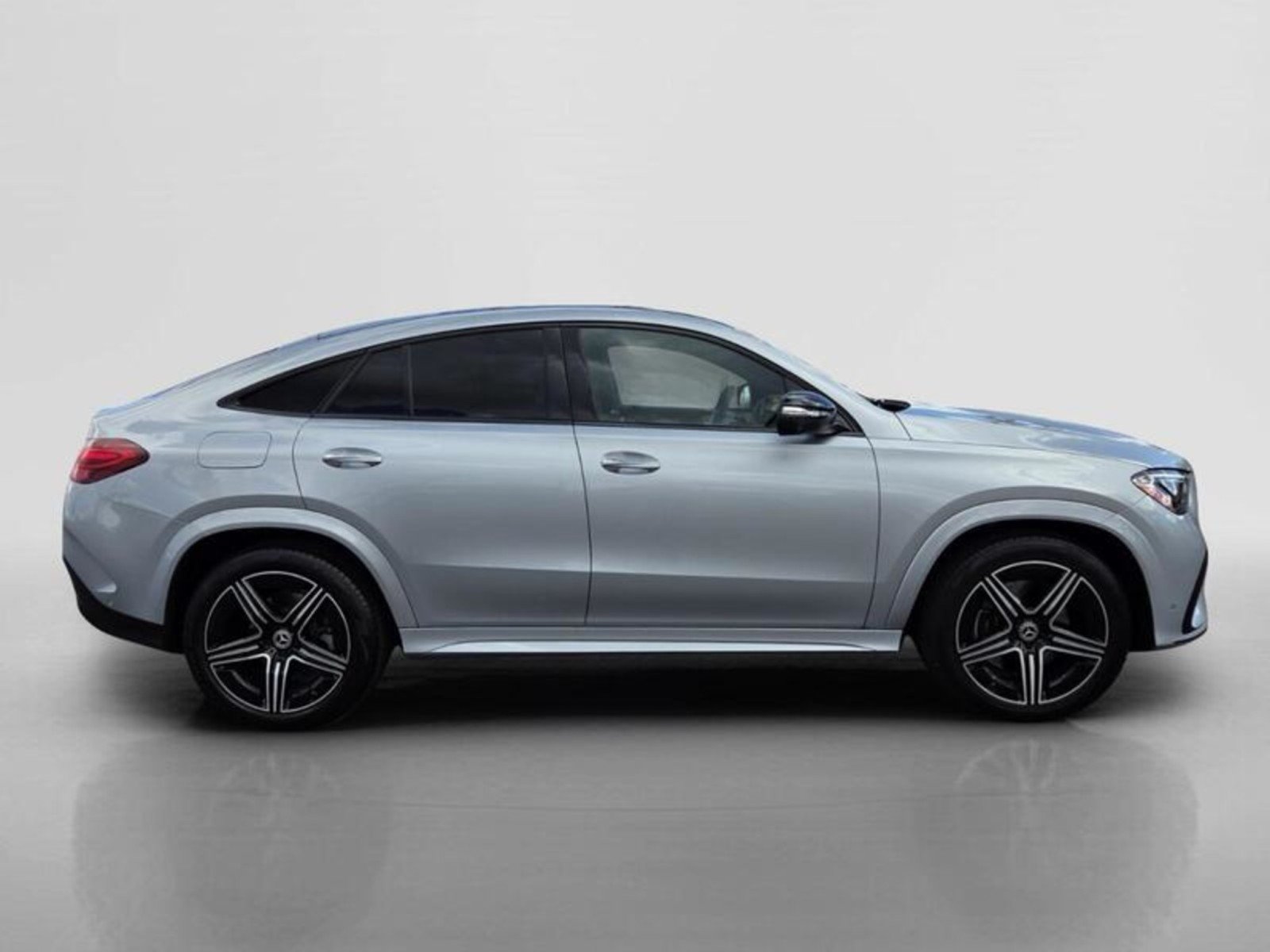Certified Used 2026 Cirrus Silver Metallic Mercedes-Benz GLE 450 image 6