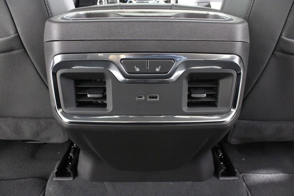 2026 GMC Sierra 1500 SLT - Photo 17