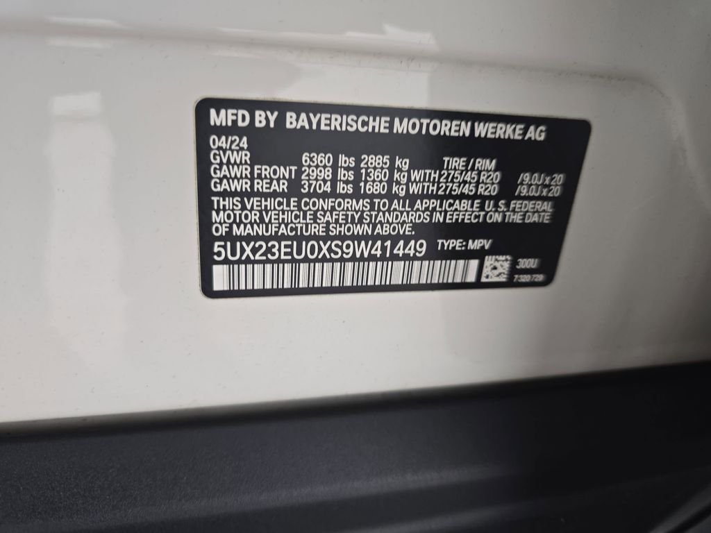 Certified Used 2025 Alpine White BMW xDrive40i image 31