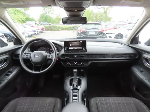 2023 Honda HR-V LX - Photo 17