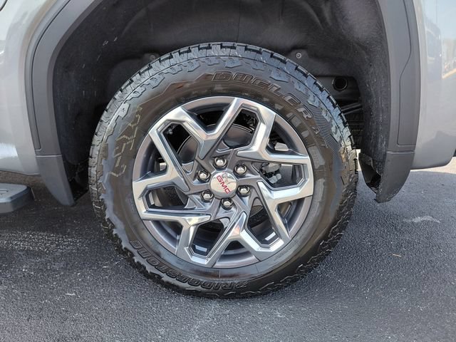 2026 GMC Sierra 1500 SLT - Photo 9