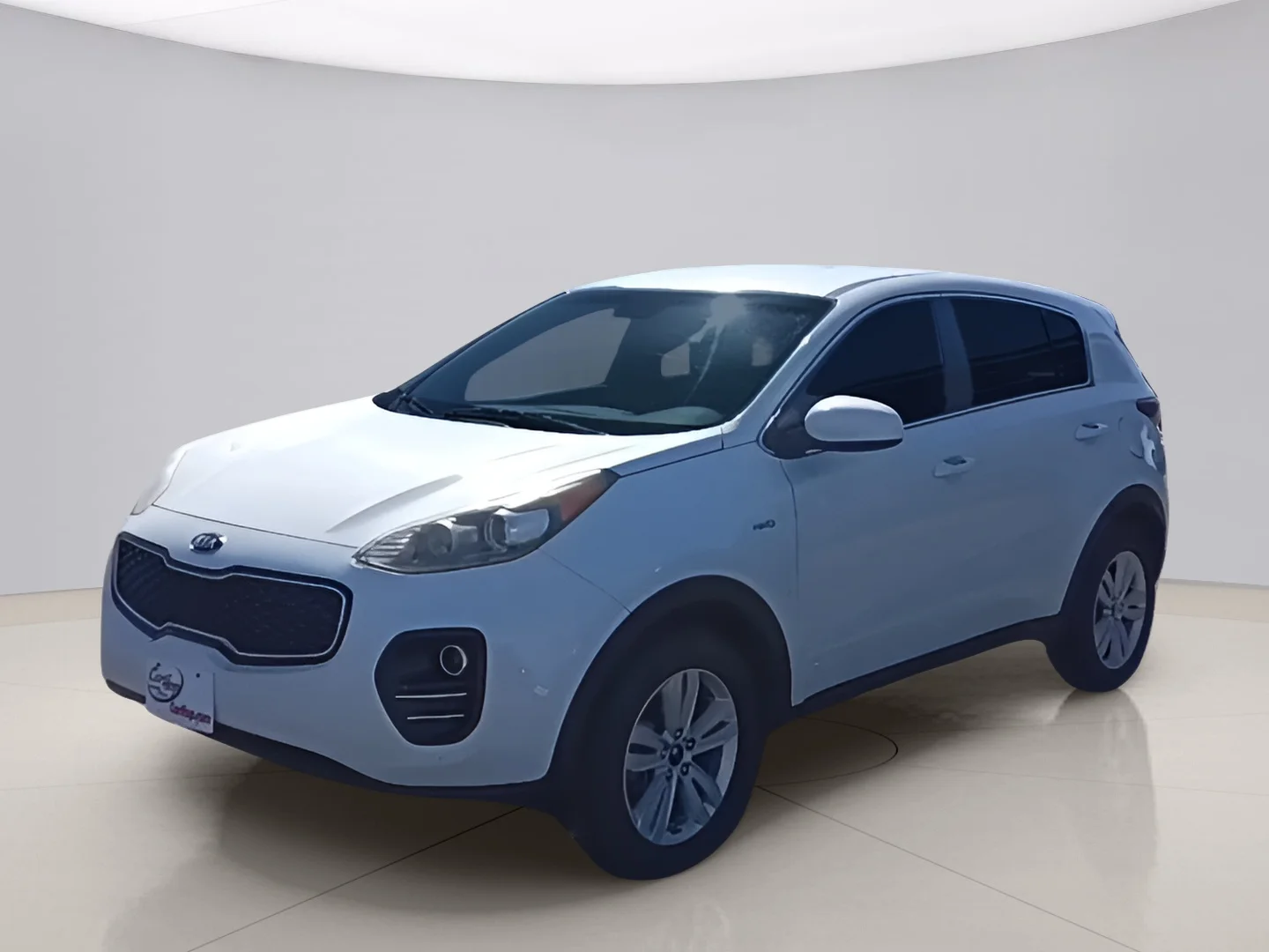 Used 2017 White Kia LX image 3