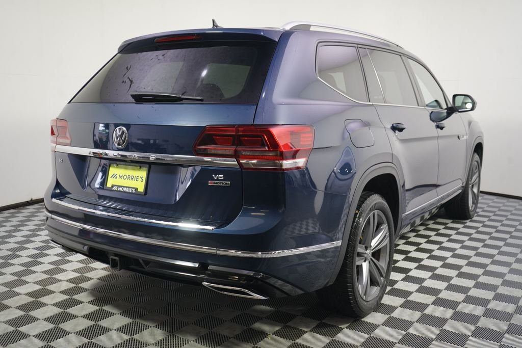 Used 2019 Blue Metallic Volkswagen 3.6L V6 SE image 6