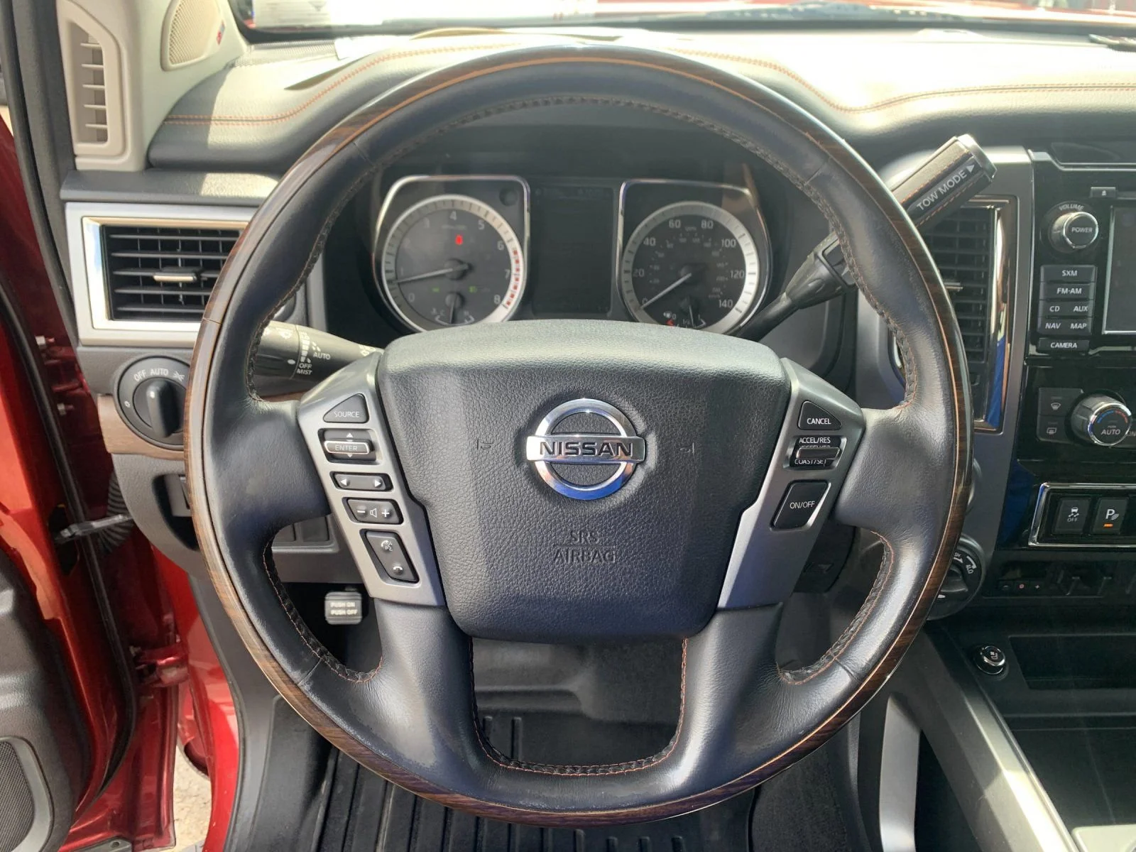 Used 2018 Red Nissan Platinum Reserve image 25