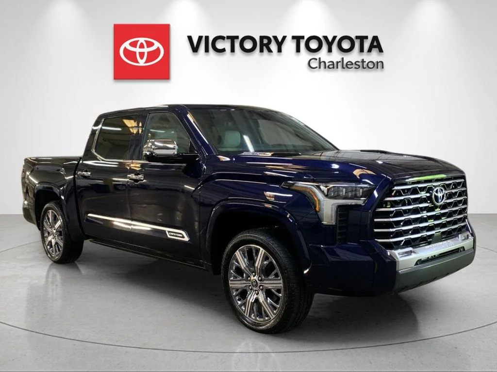 Used 2024  Toyota Capstone image 5