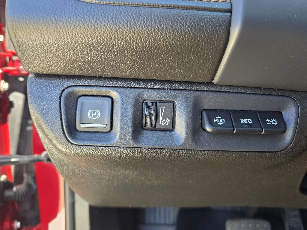Used 2023 Volcanic Red Tintcoat GMC AT4 image 17