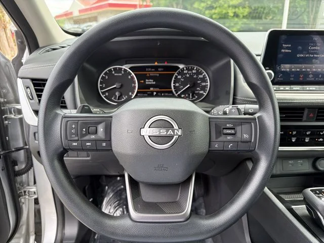 Used 2025 Silver Nissan S image 14