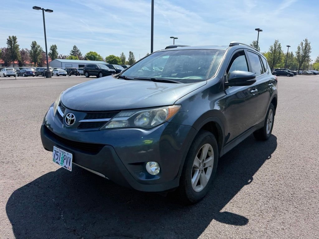 Used 2013 Shoreline Mist Toyota XLE image 2