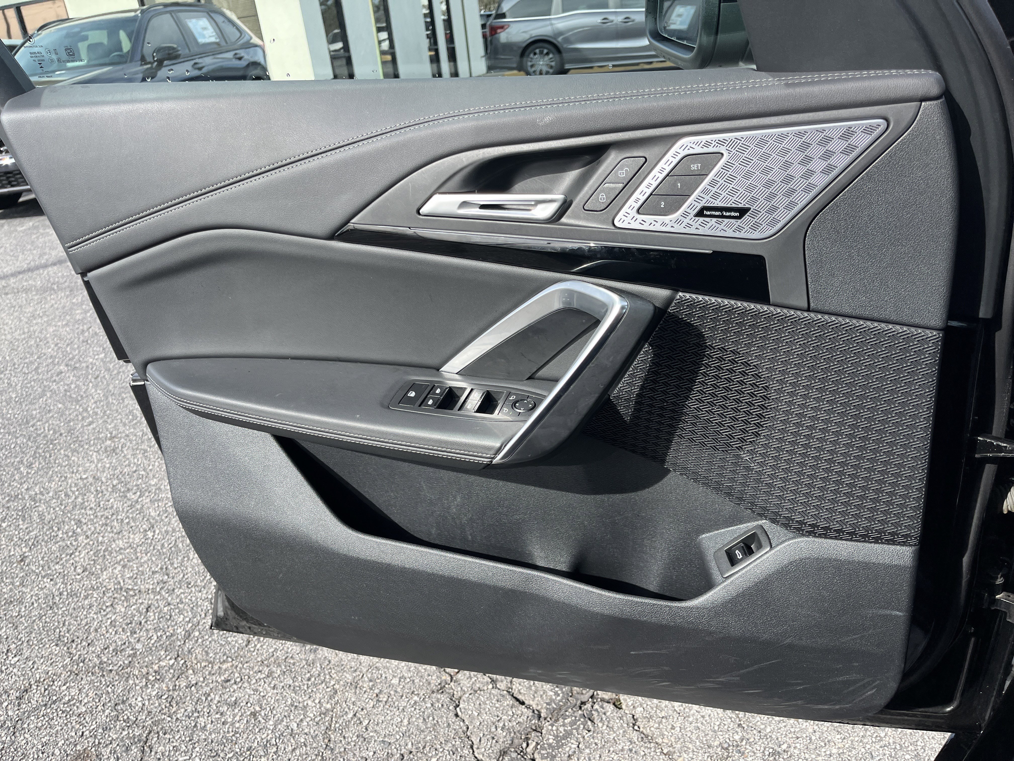 2025 BMW X1 28i - Photo 15