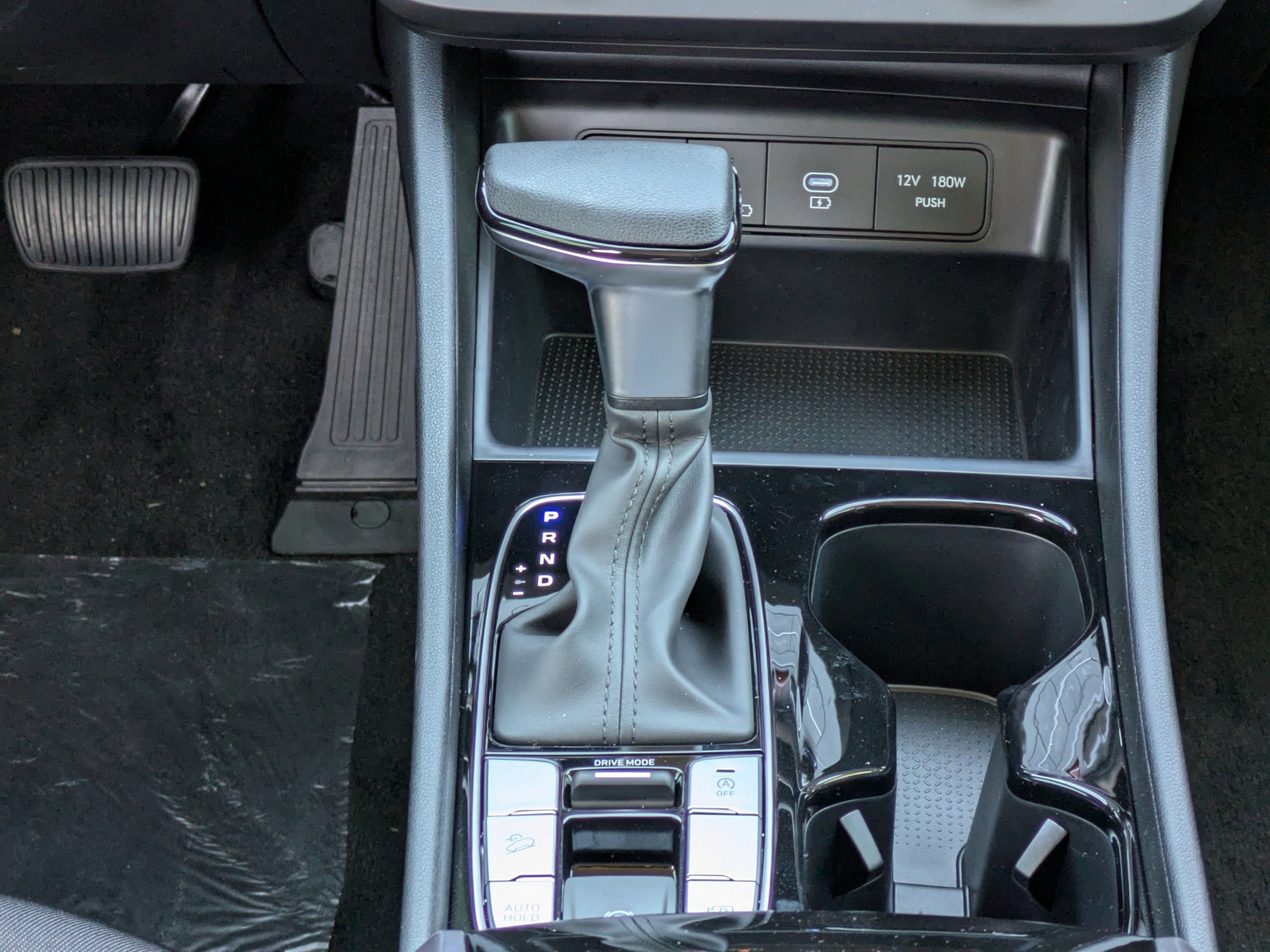 New 2026 Phantom Black Hyundai SE FWD image 13
