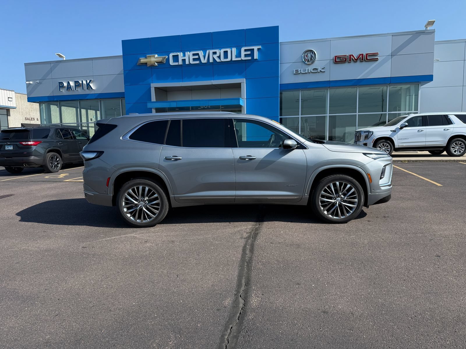 New 2026 Moonstone Gray Metallic Buick Avenir image 1