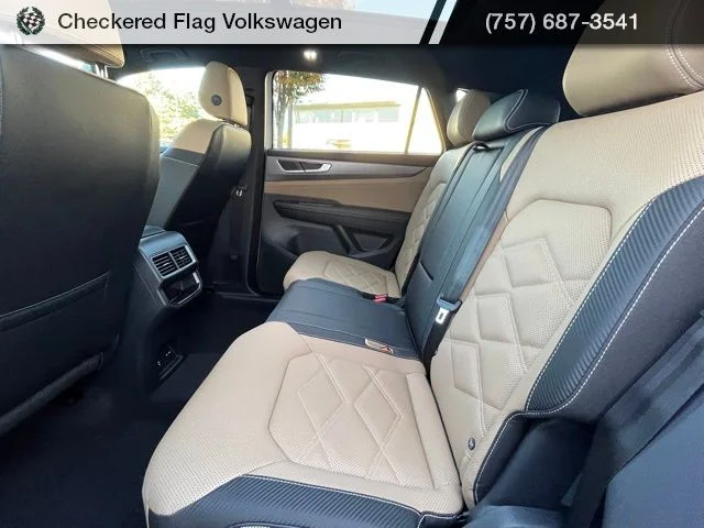 New 2026 White Volkswagen 2.0T SE image 27