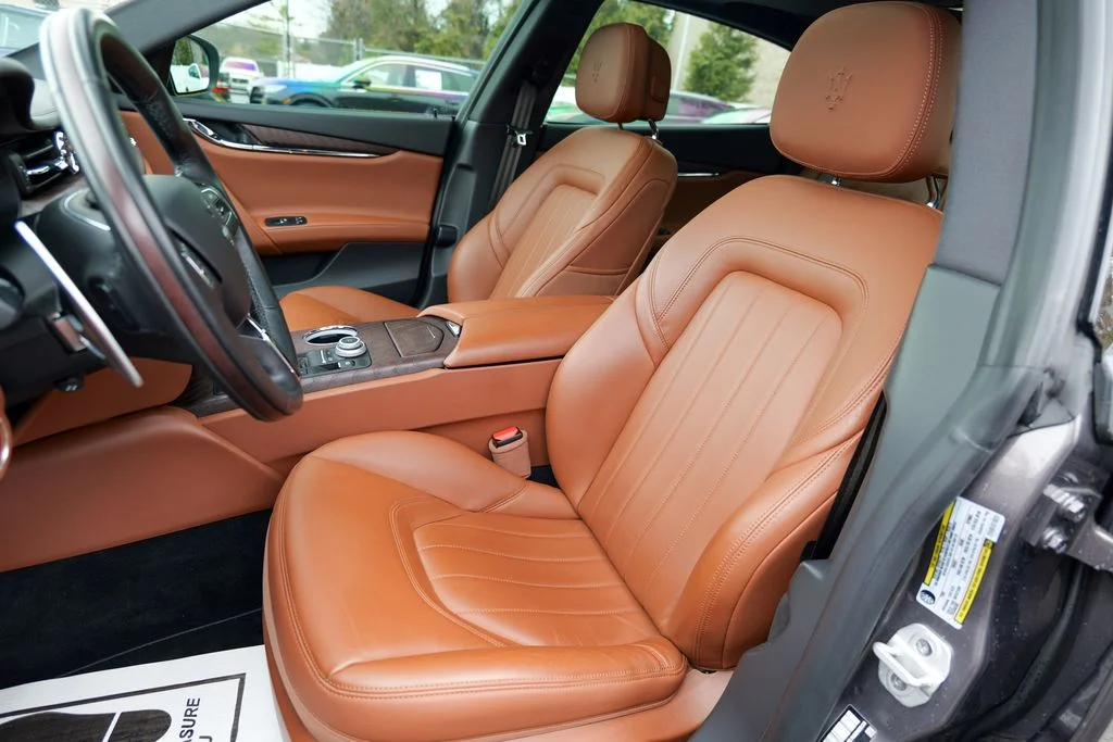 Used 2023 Grigio Maratea Metallic Maserati Modena Q4 image 23