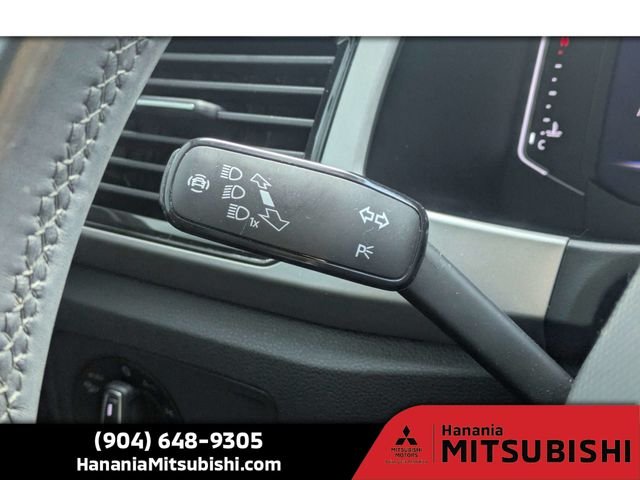 Used 2020 Gray Volkswagen 3.6L V6 SEL image 29