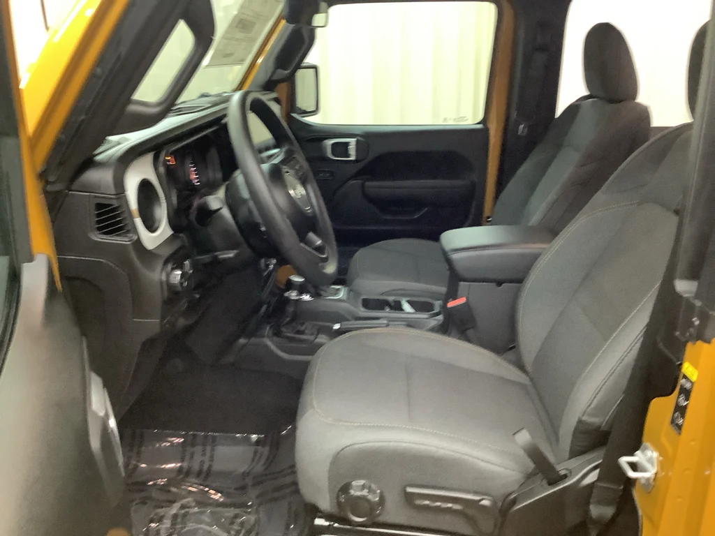 New 2026 Goldilocks Exterior Paint Jeep Sport image 13