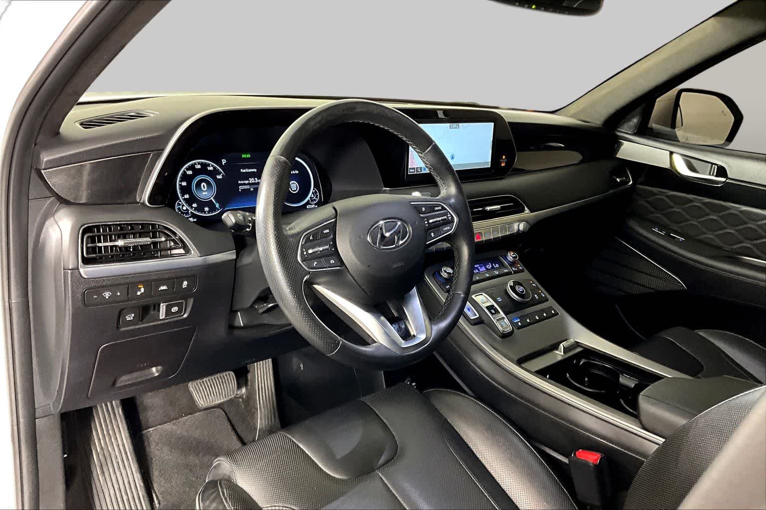 Used 2022 Hyper White Hyundai Calligraphy image 16