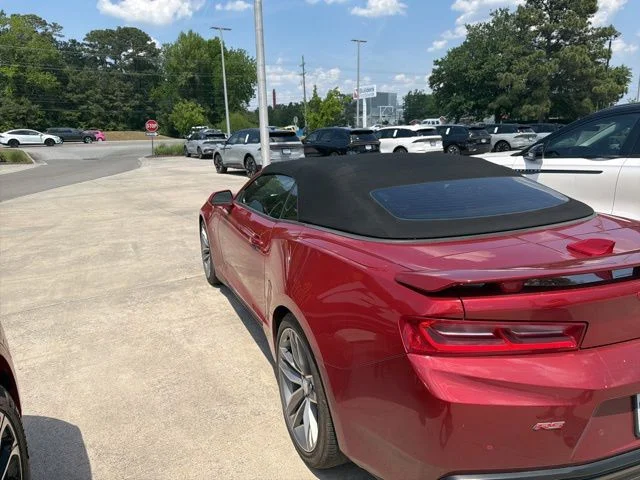 Used 2017 Red Chevrolet 2LT image 4