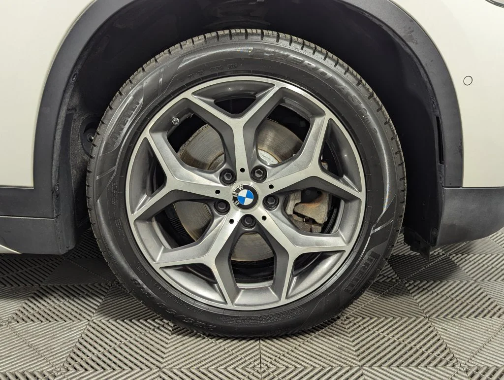 Certified Used 2018 White BMW xDrive28i image 29