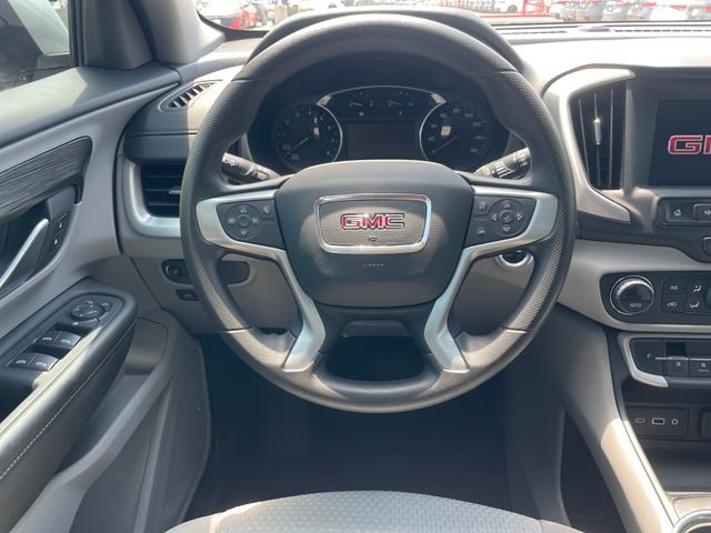 Used 2022 Silver GMC SLE image 13