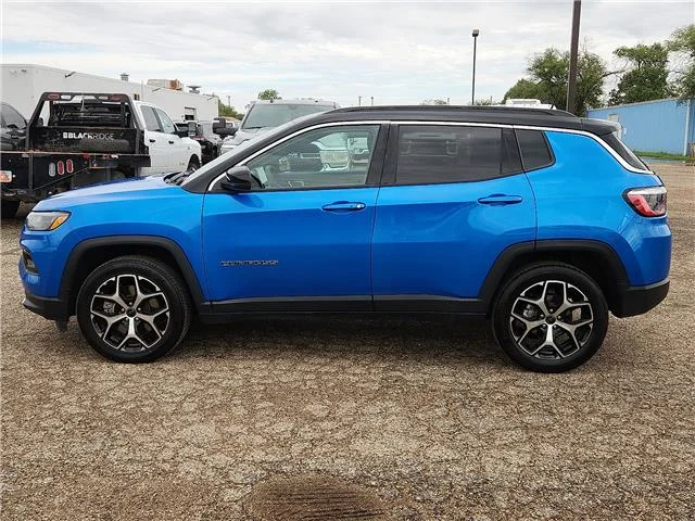 Used 2025 Blue Jeep Limited 4x4 image 2