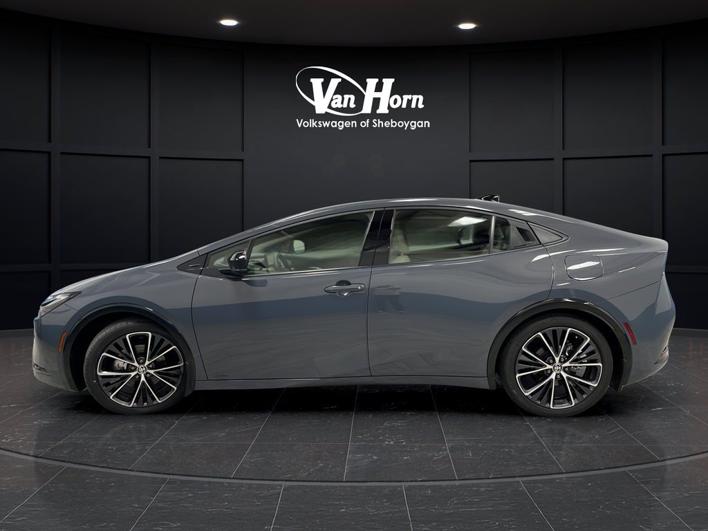 Used 2024 Gray Toyota XLE image 4