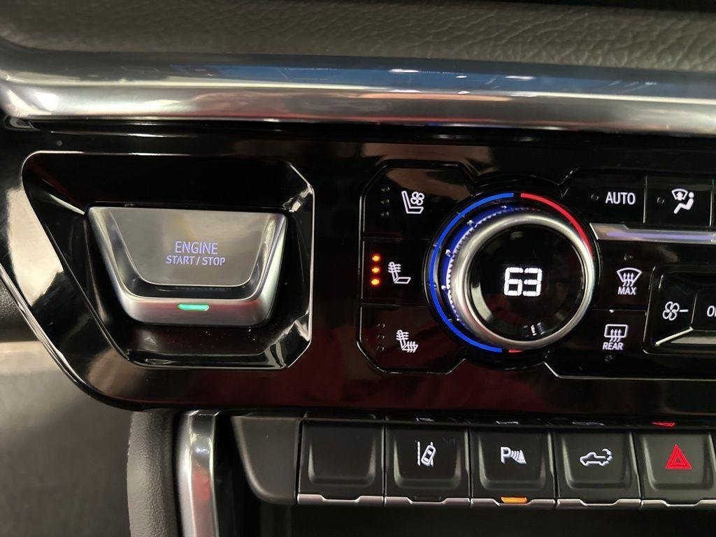 Used 2025 Onyx Black GMC Denali image 12