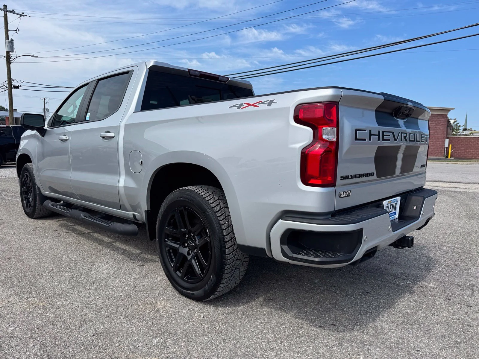 Used 2022 SILVER ICE METALLIC Chevrolet RST image 4